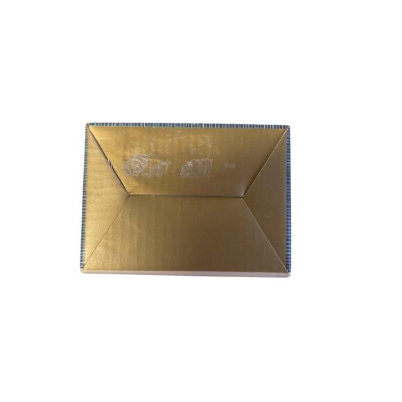 Holly Pond Hill "An Afternoon Tea" Collectible - Picture 7 of 7